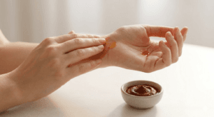 Massaging a DIY Ceylon cinnamon paste